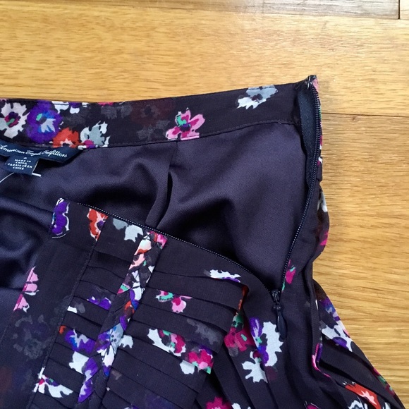 American Eagle Skater Skirt - Picture 6 of 8